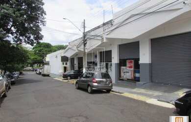 Imagem 2: Salão/Galpão (salão - térreo) 1 dormitórios, cozinha planejada