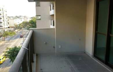 Imagem: O apartamento possui 3 Dormitórios, 2 Banheiros, 1 Vaga na