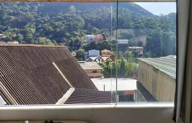 Imagem: A kitnet possui 1 Dormitório, 1 Banheiro, 30m² de Área e