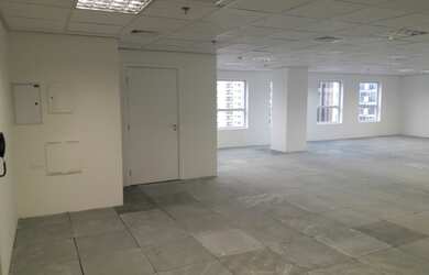 Imagem 5: Sala Omercial com 180m² - 6 vagas de garagem - Alphaville - Barueri/SP