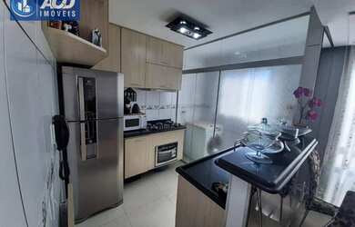 Imagem: O apartamento possui 2 Dormitórios, 1 Banheiro, 1 Vaga na garagem