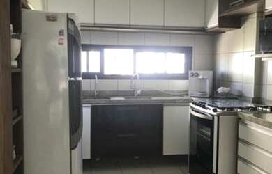 Imagem 7: Apartamento para venda possui 171 metros quadrados com 5 quartos sendo...