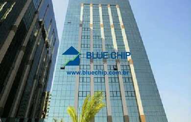 Imagem: O depósito possui 1 Vaga na garagem, 37m² de Área e está