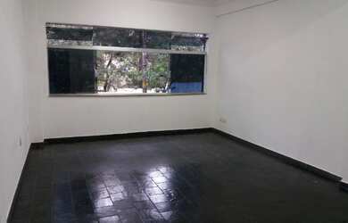 Imagem: O depósito possui 14m² de Área e está localizado em Centro