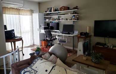 Imagem 7: Porto Alegre - Apartamento Padrão - Azenha