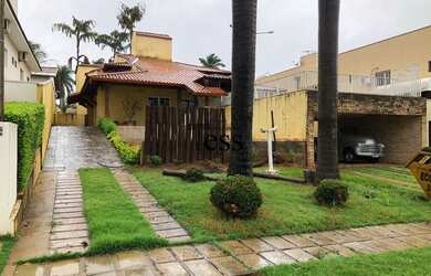 Imagem: A casa em condomínio possui 4 Dormitórios, 5 Banheiros, 5