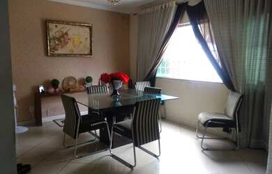 Imagem 2: LINDA Casa Alto Padrão esquina Pq.10, 4 suítes $850mil