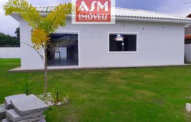 Imagem: A casa em condomínio possui 3 Dormitórios, 2 Banheiros, 2