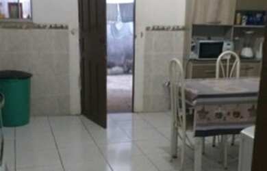 Imagem 2: Casa na coroa do meio. 280m² de Área, 5 Vagas na garageme3 Dormitórios