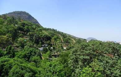 Imagem 1: Casa com 3 quartos e piscina na Fregueria - Jacarepaguá