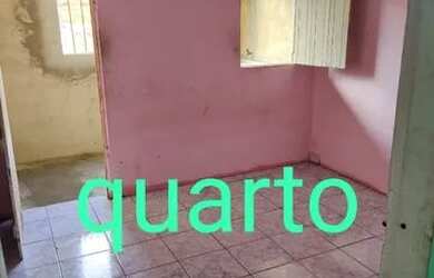 Imagem: A casa possui 1 Dormitório, 1 Banheiro e está localizado