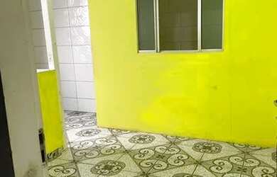 Imagem: A casa possui 1 Dormitório, 1 Banheiro e está localizado