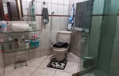 Imagem 9: Maravilhosa casa VP. Churrasqueira, Varanda, Guarda roupae150m² de Área