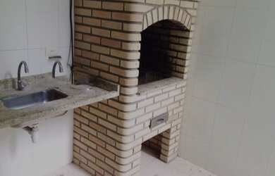 Imagem: A casa possui 3 Dormitórios, 4 Banheiros, 4 Vagas na garagem