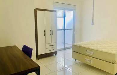 Imagem: A kitnet possui 1 Dormitório, 1 Banheiro, 30m² de Área, Imóvel