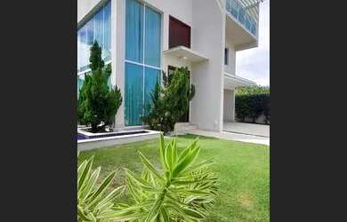 Imagem: A casa em condomínio possui 5 Dormitórios, 5 Banheiros, 4