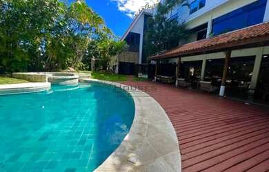 Imagem: A casa em condomínio possui 5 Dormitórios, 5 Banheiros, 5