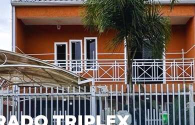 Imagem: A casa possui 3 Dormitórios, 4 Banheiros, 2 Vagas na garagem