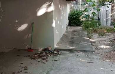 Imagem 2: Alugo casa. Varanda, 1 Vaga na garageme1 Dormitório