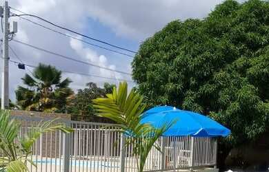 Imagem: A casa possui 5 Dormitórios, 5 Banheiros, 5 Vagas na garagem