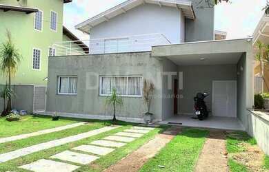 Imagem: A casa em condomínio possui 3 Dormitórios, 4 Banheiros, 2