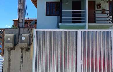 Imagem: A casa possui 2 Dormitórios, 1 Banheiro, 1 Vaga na garagem