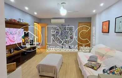 Imagem: O apartamento possui 2 Dormitórios, 3 Banheiros, 1 Vaga na