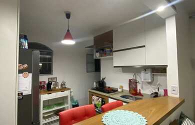 Imagem: O apartamento possui 1 Dormitório, 1 Banheiro e 1 Vaga na garagem