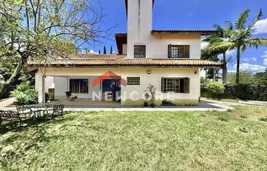 Imagem: A casa em condomínio possui 3 Dormitórios, 4 Banheiros, 3