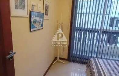 Imagem 14: Apartamento Reformado de 3 quartos, 2 banheiros, 95 m², arejado e silencioso