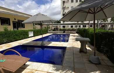 Imagem: O apartamento possui 2 Dormitórios, 1 Banheiro, 1 Vaga na garagem