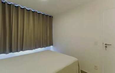 Imagem: O apartamento possui 2 Dormitórios, 1 Banheiro e 1 Vaga na