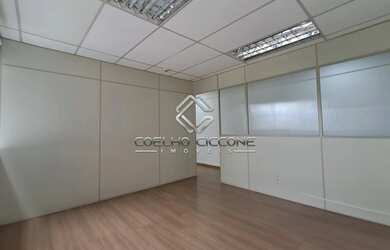 Imagem 6: Sala Comercial com 2 banheiros à Venda, 60m² por R$395.000,00