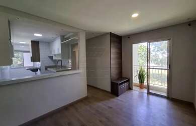 Imagem: O apartamento possui 2 Dormitórios, 1 Banheiro, 1 Vaga na garagem