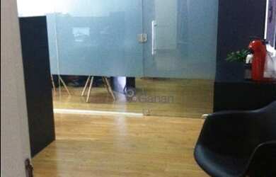 Imagem: O depósito possui 1 Vaga na garagem, 43m² de Área e está