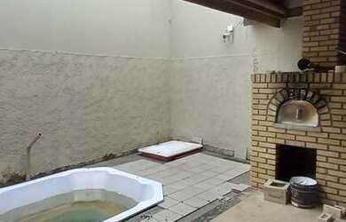 Imagem 16: Sobrado residencial próx. ao posto Brasília