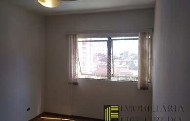 Imagem: O apartamento e possui 2 Dormitórios, Suítes, 2 Banheiros