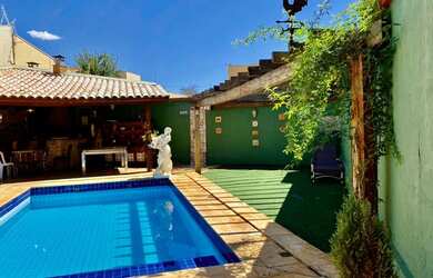 Imagem: Casa de condomínio sobrado para venda tem 365 metros quadrados