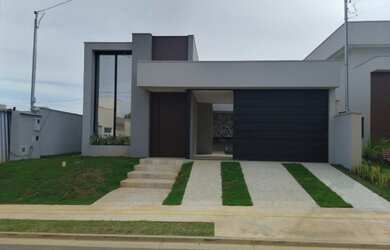 Imagem: A casa em condomínio possui 3 Dormitórios, 5 Banheiros, 2