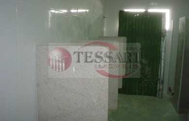 Imagem: O depósito possui 940m² de Área e está localizado em Jardim