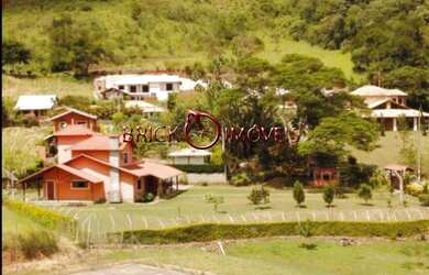 Imagem: O terreno possui 626m² de Área e está localizado em Sebastiana