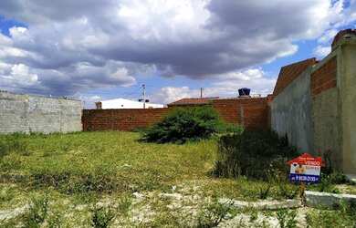 Imagem: O terreno possui 200m² de Área e está localizado em Lajedo