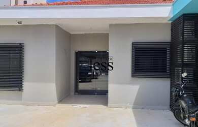 Imagem: O depósito possui 5 Vagas na garagem, 150m² de Área e está