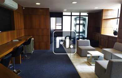 Imagem 1: Conjunto, 300 m² - venda por R$ 2.150.000,01 ou aluguel por R$ 13.000,01/mês...