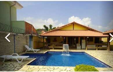 Imagem: A casa em condomínio possui 4 Dormitórios, 4 Banheiros, 2