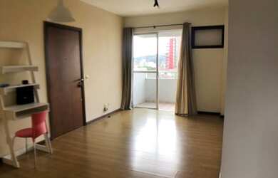 Imagem: O apartamento possui 2 Dormitórios, 2 Banheiros, 1 Vaga na