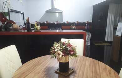 Imagem 2: VENDO LINDA CASA EM GUARAPARI COM PISCINA