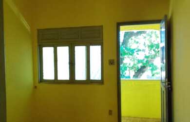 Imagem 6: Sobrado para aluguel tem 55 metros quadrados com 2 quartos em Senador Camará - Rio de Jane