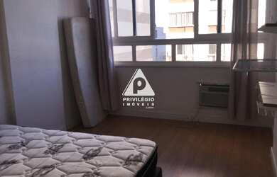 Imagem 5: Leme, conjugado reformado vista livre, quadra da praia