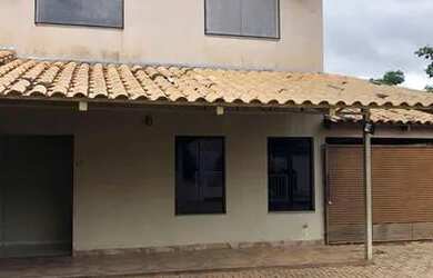 Imagem: A casa em condomínio possui 3 Dormitórios, 3 Banheiros, 2